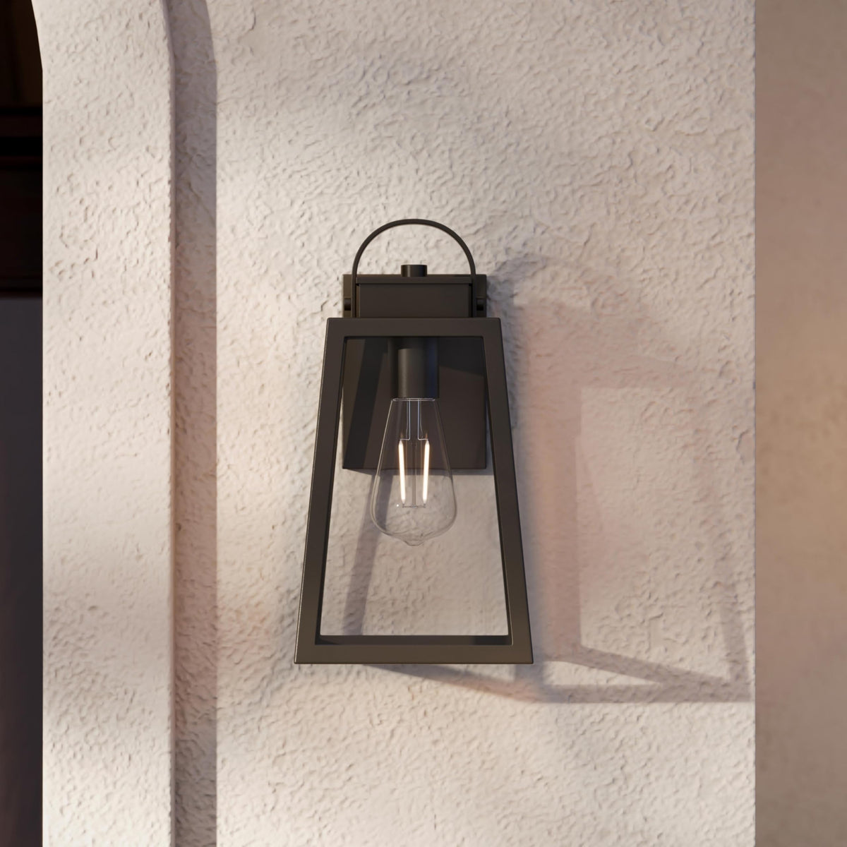 Hedry 13 Inch Medium Outdoor Wall Lantern (Antique Bronze / 13 Inches)