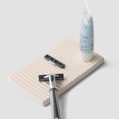 Diatomite Razor Holder for Shower,Water Absorption Fast Drying Natural Diatomite Tray for Razor Soap Shaving Cream Foam Bottle Face Wash (Beige)
