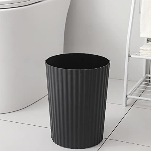JiatuA Small Trash Can Plastic Wastebasket Round Garbage Container Bin for Bathroom, Kitchen, Bedroom, Home Office, College Dorm, Black | Sturdy Stylish Decor Round Garbage Container Bin for Kitchen, Bedroom, Home Office, College Dorm Essentials
