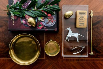Round Clawfoot Dish Small Gold Candle and Jewelry Display Tray | Perfume, Cosmetics, Coffee Table, Vanity, Ring Holder, Key Catchall, Entryway, Bedroom, Bathroom and Home Decor Accent
