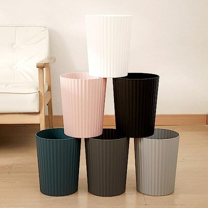 JiatuA Small Trash Can Plastic Wastebasket Round Garbage Container Bin for Bathroom, Kitchen, Bedroom, Home Office, College Dorm, Black | Sturdy Stylish Decor Round Garbage Container Bin for Kitchen, Bedroom, Home Office, College Dorm Essentials