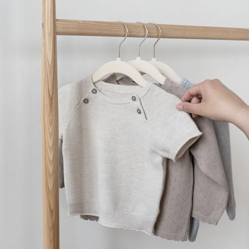 3 Sprouts Velvet Baby Hangers, Non Slip Slim, Cream, 30 Pack | Non-slip velvet, Notched shoulders, 360-degree swivel hook, 11.75 x 8 in, Infant and toddler clothes, Soft colors for nursery