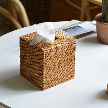 Rattan Tissue Box Cover Square, Wicker Tissue Box Holder, Decorative Woven Facial Tissue Holder for Bathroom, Kitchen, Living Room, Bedroom (Natural)