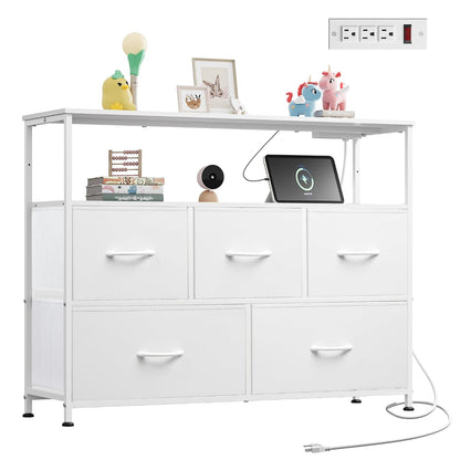 White Dresser for Bedroom with 5 Drawers，Fabric Dr... (White)