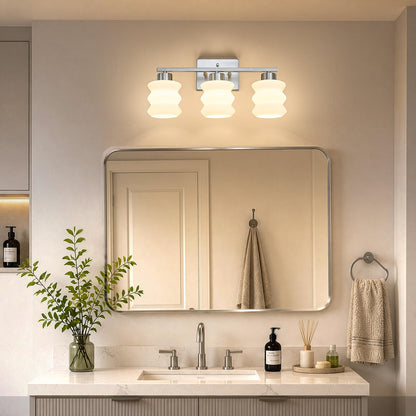 Bathroom Lighting Fixtures Over Mirror (Brushed Nickel / 3-Light)