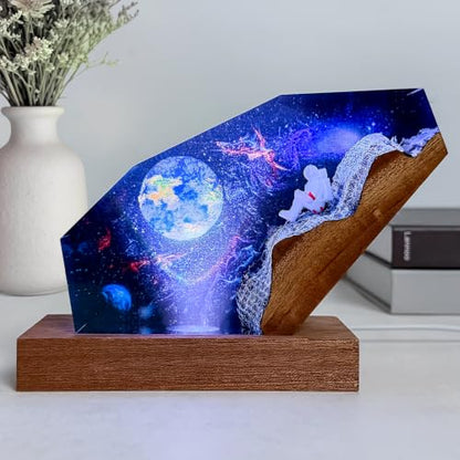 Couple Scuba Divers Resin Lamp