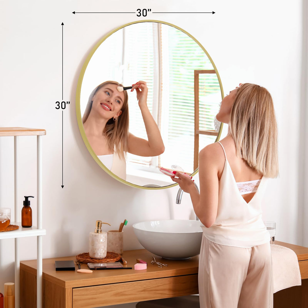 30 Inch Round Wall Mirror (Gold / 30.1"L x 30"W / Round)