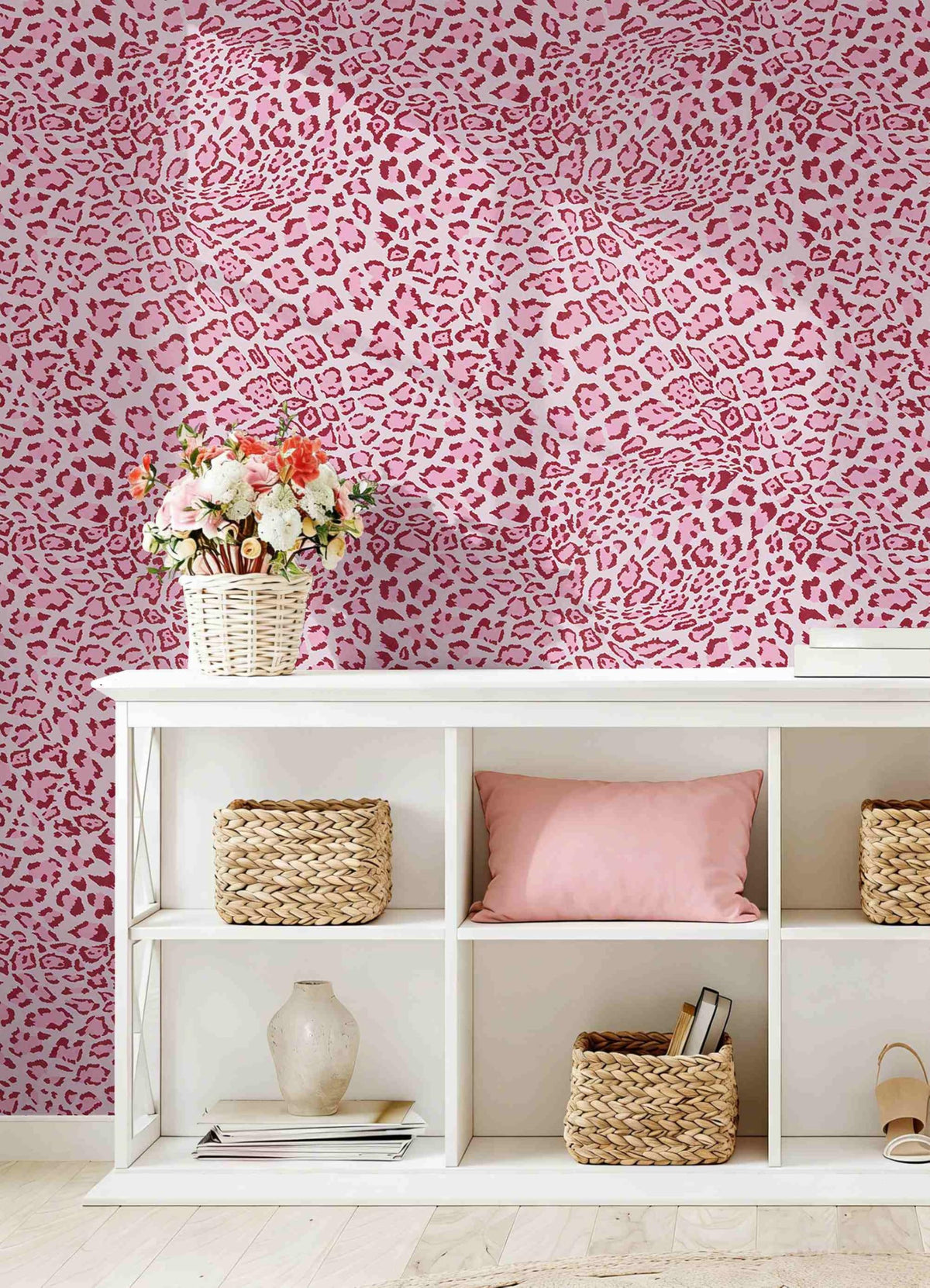 Cheetah Print Decor Peel and Stick Wallpaper (Pink / 17.3" x 118")