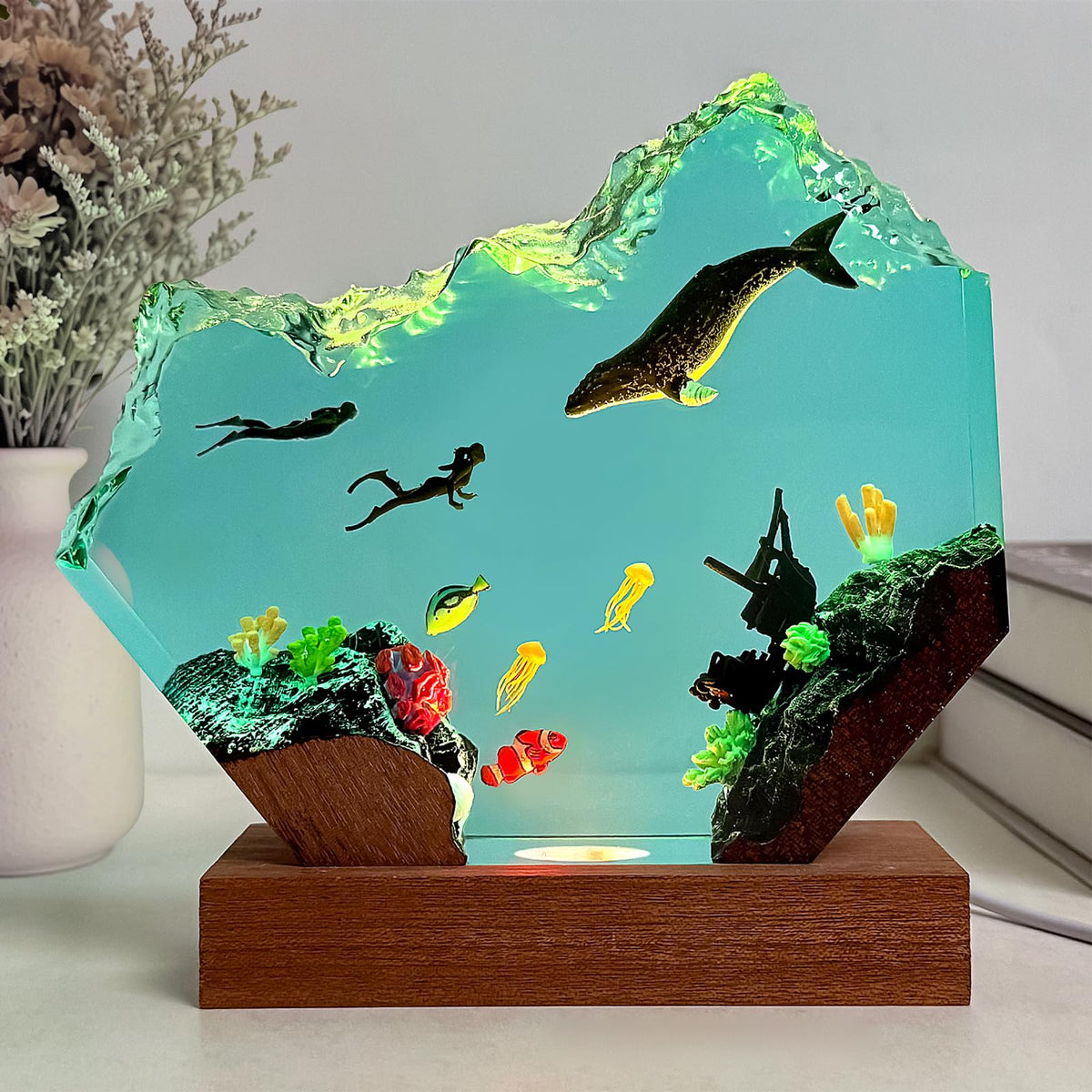 Humpback Whale Resin Lamp (Humpback Whale / L)