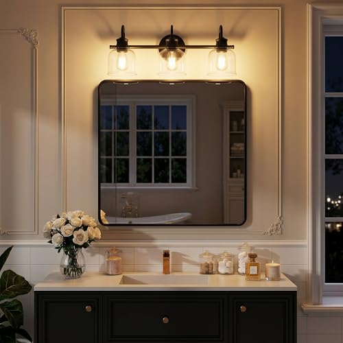 Traditional Classic Vanity Light with Clear Glass