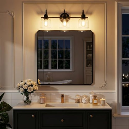 Traditional Classic Vanity Light with Clear Glass