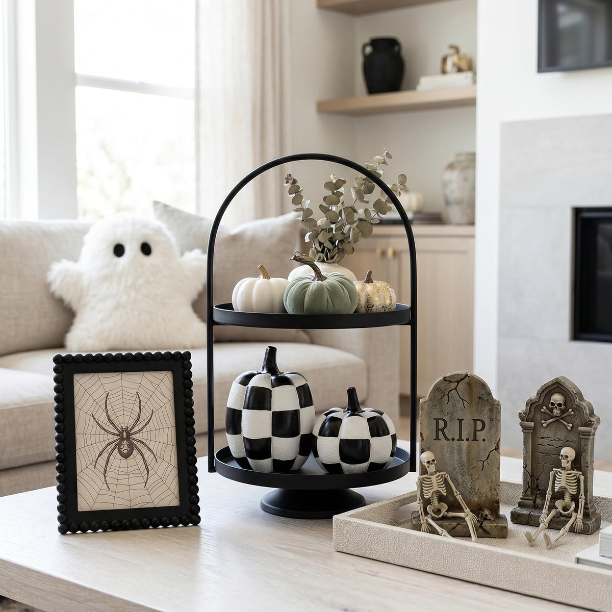 Black and White Checkered Pumpkins for Halloween Decoration Indoor (Black and White-2pcs / Resin)