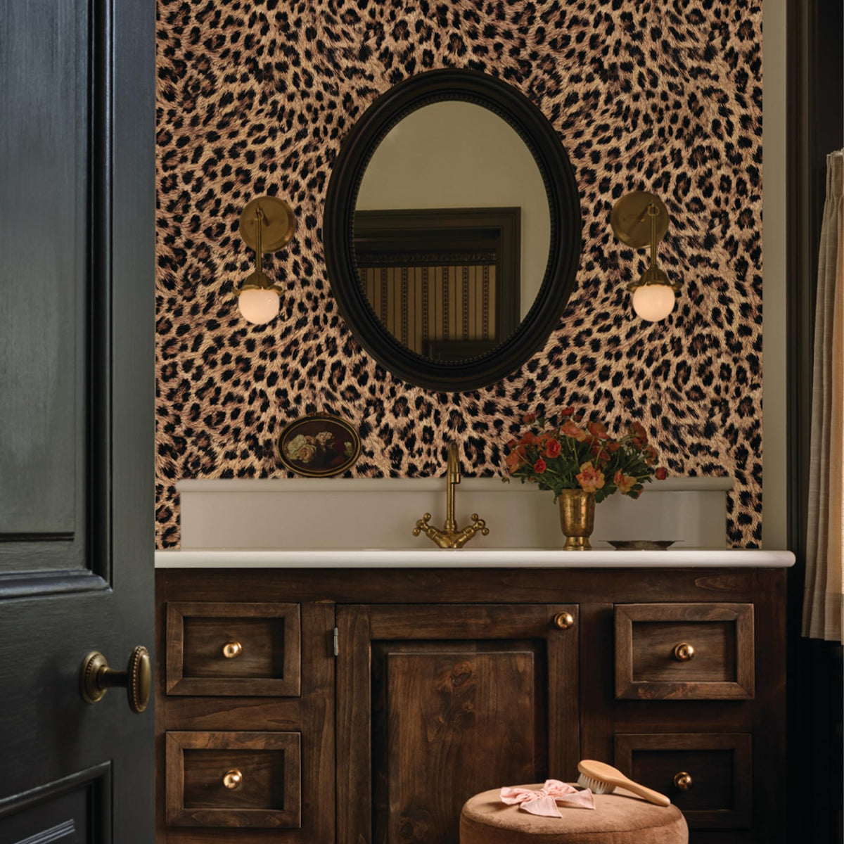 Cheetah Print Wallpaper Peel and Stick (Brown / 17.3"x 118.11")