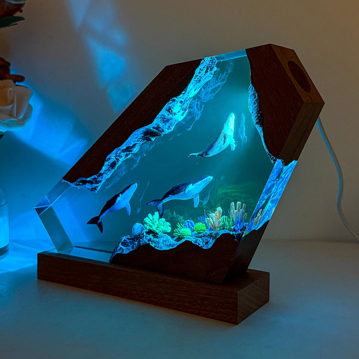 Humpback Whale Resin Lamp (Humpback Whale / L)