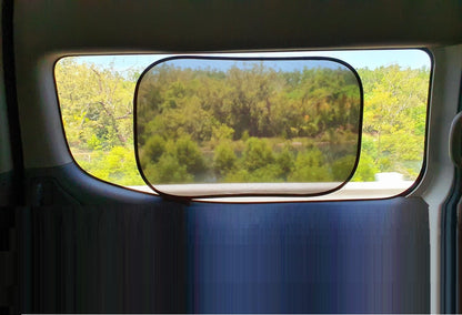 Car Window Shades (2x Semi-Transparent + 2x Transparent / 25x16in (64x41cm))