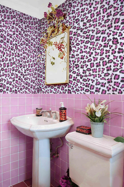 Pink and White Cheetah Print Decor Wallpaper (Pink/White / 17.3" x 118")