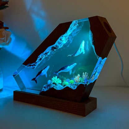 Couple Scuba Divers Resin Lamp
