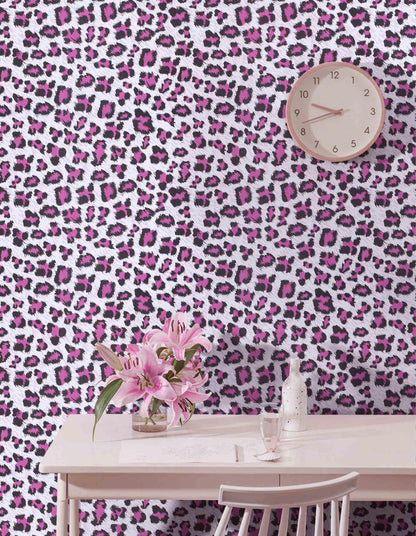 Pink and White Cheetah Print Decor Wallpaper (Pink/White / 17.3" x 118")