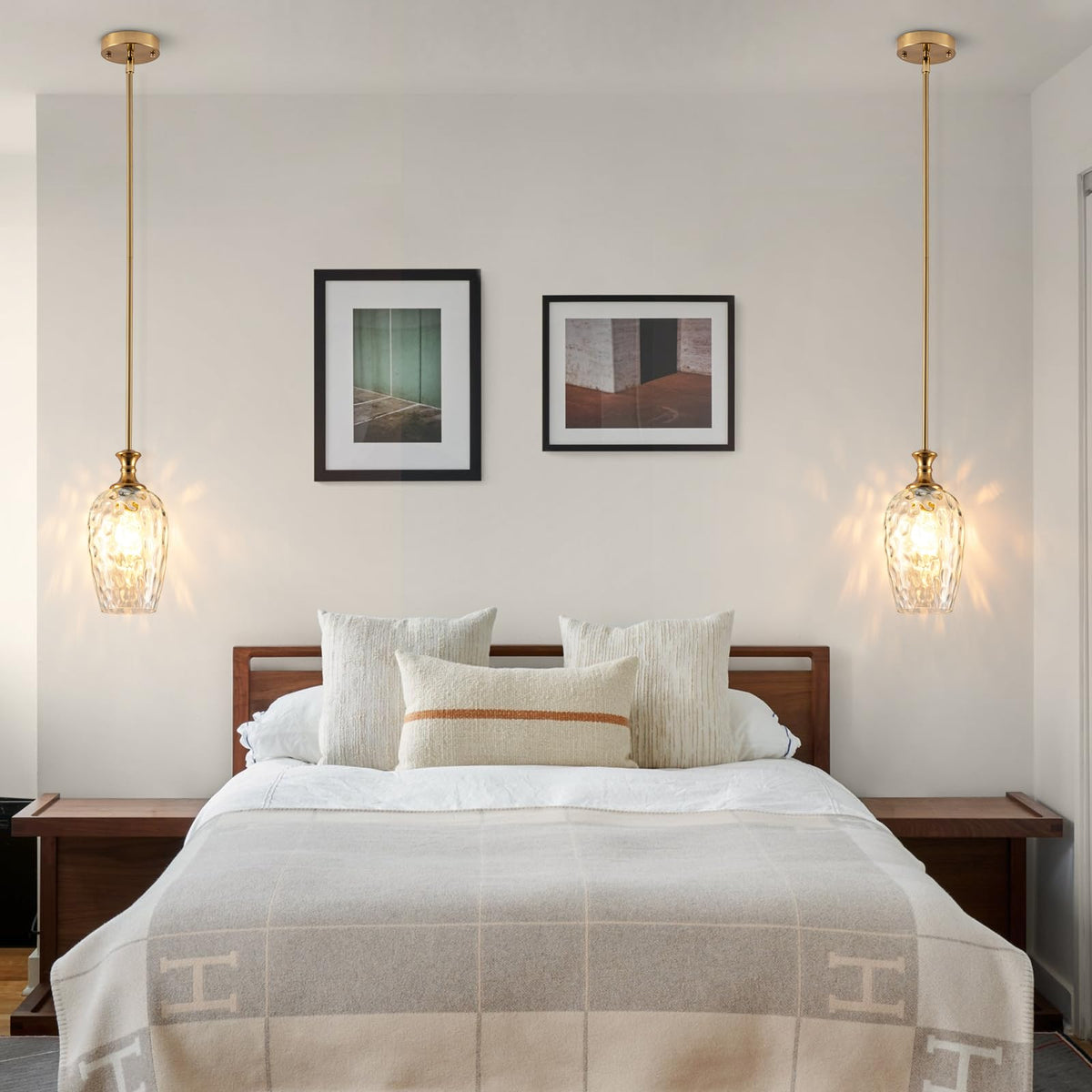 Modern Gold Pendant Lights (Gold)