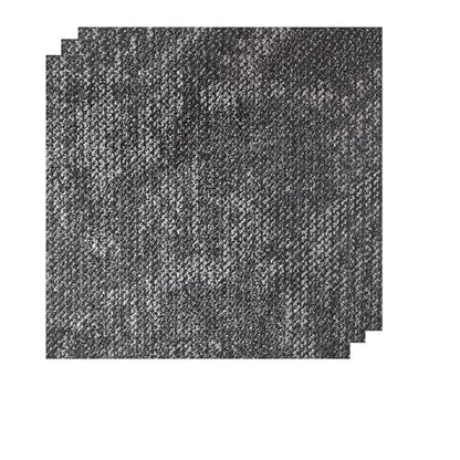 32 Pieces of 20x20 inch Square Carpet Tiles