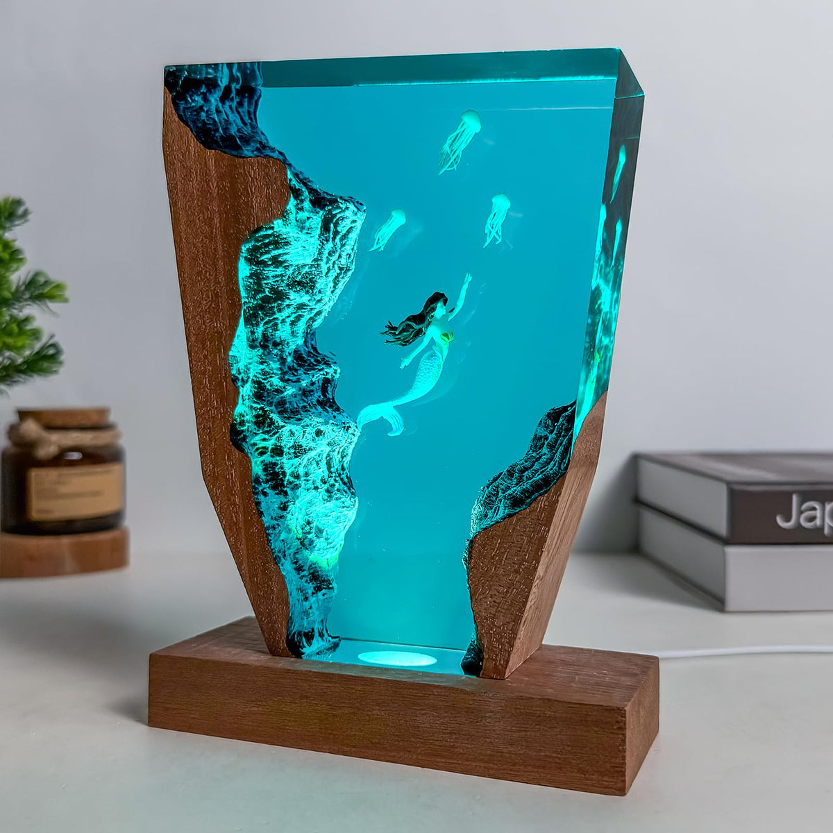 Mermaid Ocean Resin Lamp (Mermaid / S)