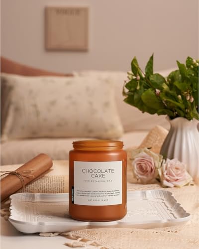 Chocolate Cake Scented Candle Rich Baking Dessert Scent for Winter (Large Jar / Chocolate Cake)