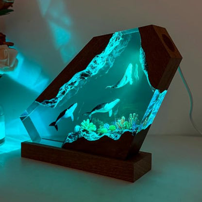 Couple Scuba Divers Resin Lamp