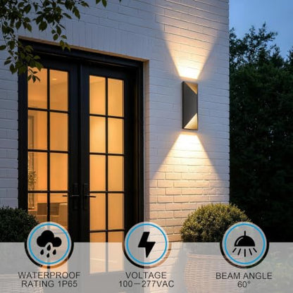 Outdoor Wall Light
