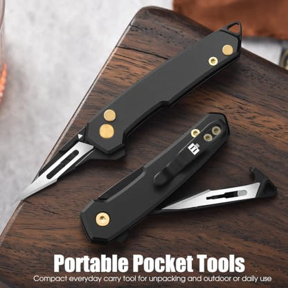 folding utility knife with blade storage