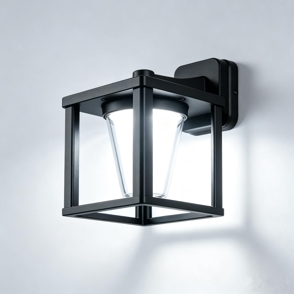 Outdoor Wall Light 15W (1/15w/6000k/Black/E26)