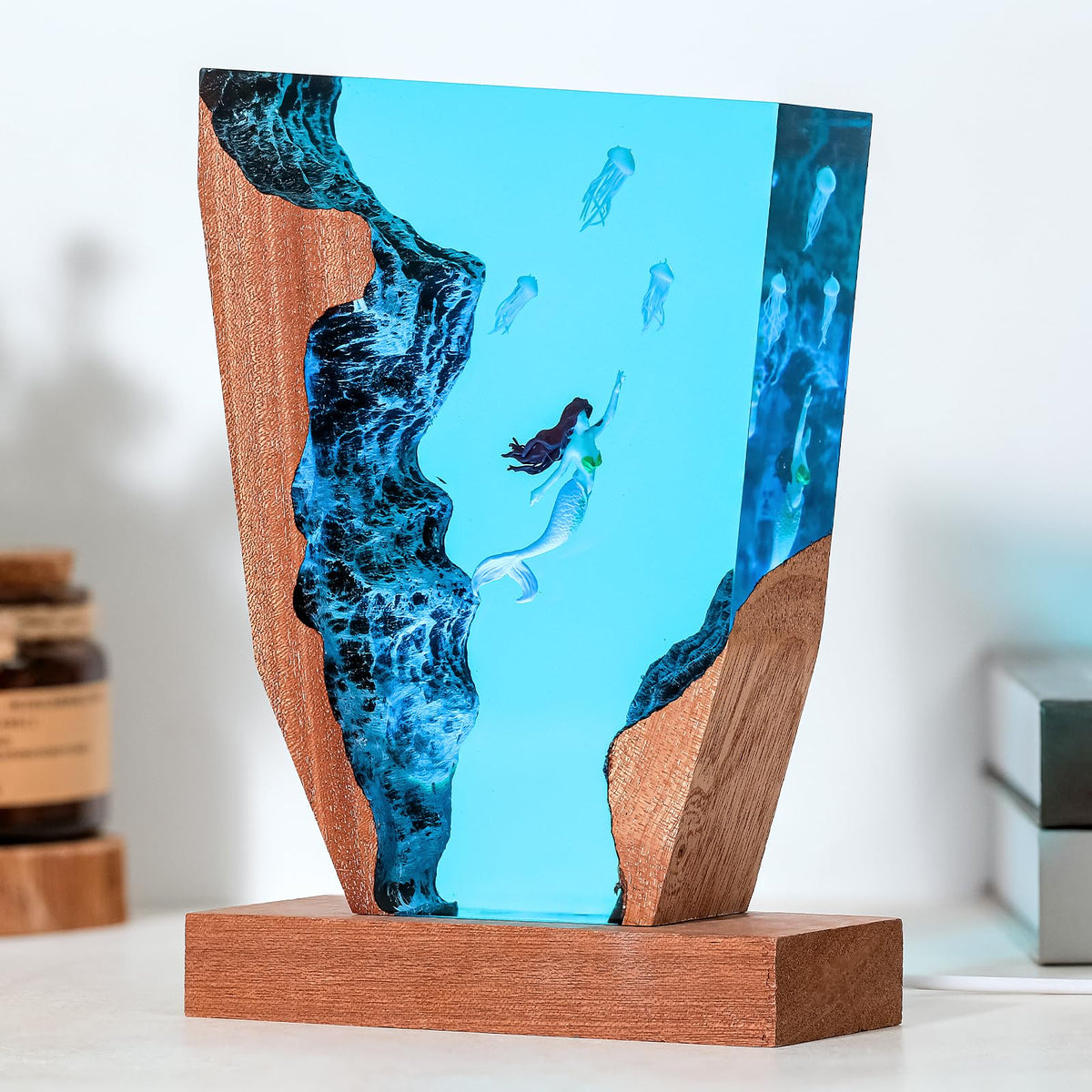 Mermaid Ocean Resin Lamp (Mermaid / S)