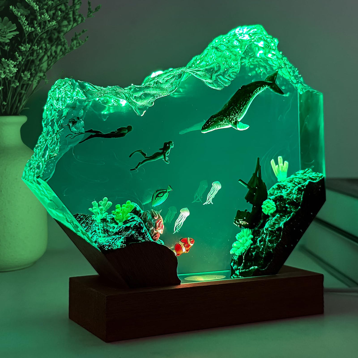 Humpback Whale Resin Lamp (Humpback Whale / L)