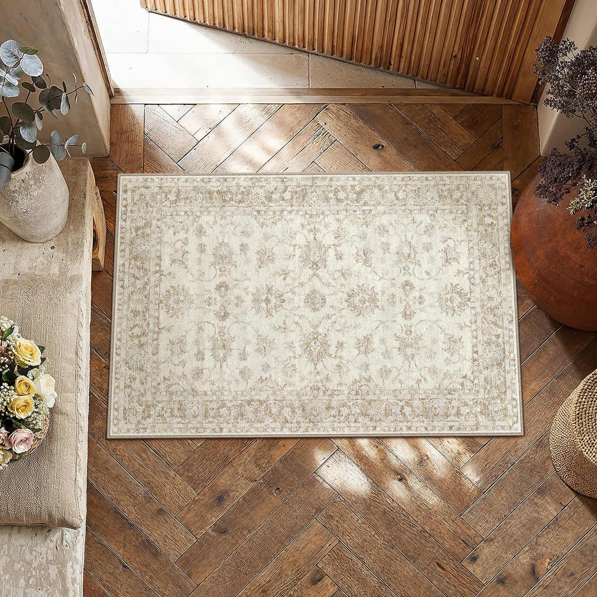 2x3 Beige Neutral Floral Entryway Area Rug (Floral | Beige / 2' x 3' (Rectangular))