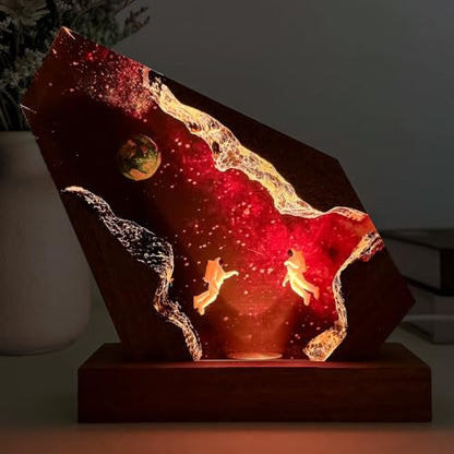 Couple Scuba Divers Resin Lamp