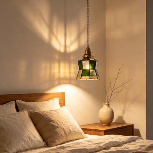 Pendant Light with Stained Glass Lmapshade