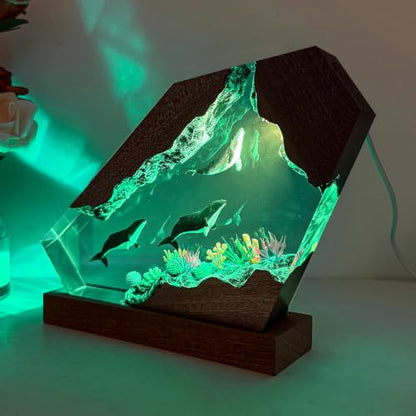 Couple Scuba Divers Resin Lamp
