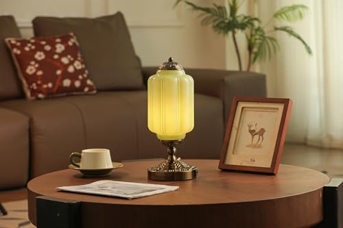 Vintage Touch Table Lamp