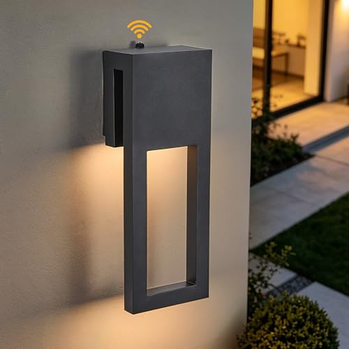 Outdoor Wall Light