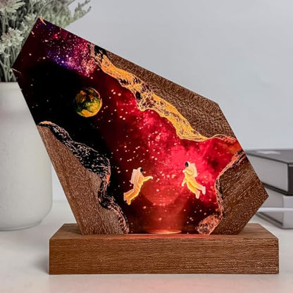 Couple Scuba Divers Resin Lamp