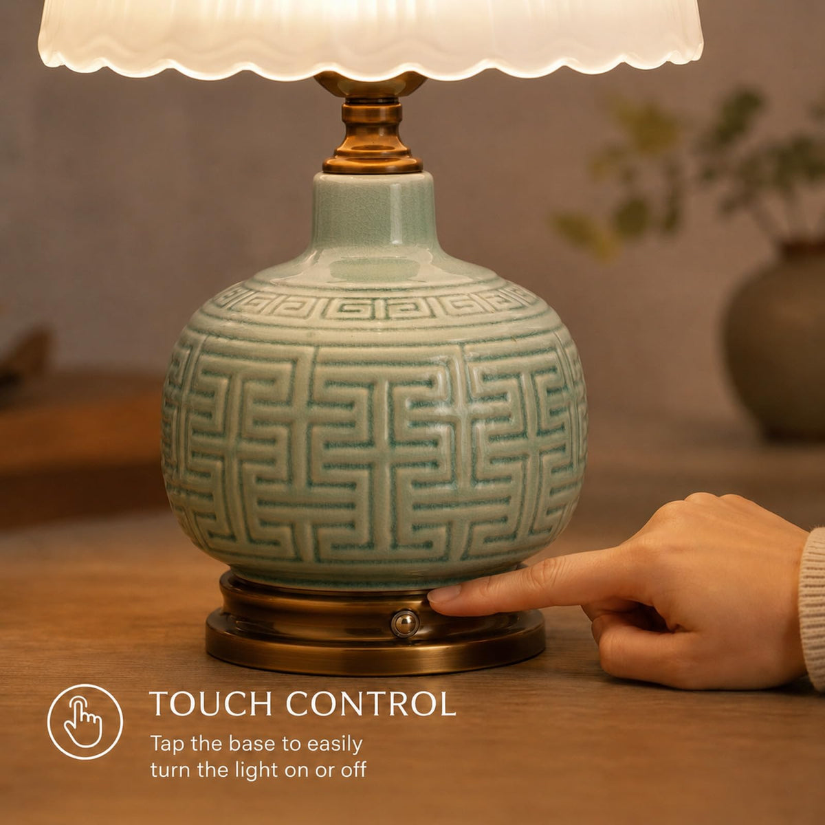 16" Vintage Green Ceramic Table Lamp (Green Ceramic + White Shade（Chinese）)