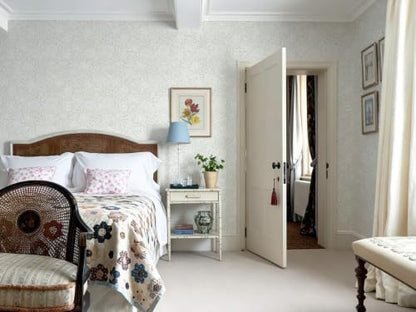 Green William Morris Peel and Stick Wallpaper Floral Contact Paper (Light Green / 17.3" x 78.7")