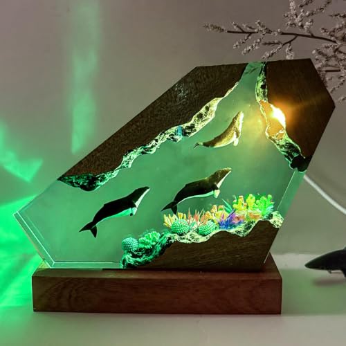 Couple Scuba Divers Resin Lamp