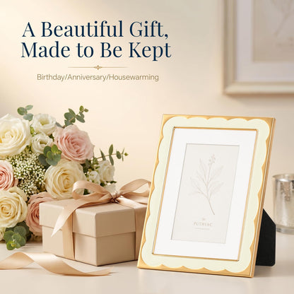 4x6 Scalloped Enamel Picture Frame (Cloud Ivory / 4x6)