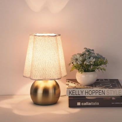QT1030 All Small Table Lamps