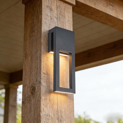 Outdoor Wall Light