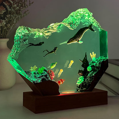 Humpback Whale Resin Lamp (Humpback Whale / L)