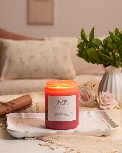 Sandalwood Blossom Fall Scented Candle (Large Jar / Velvet Petals)