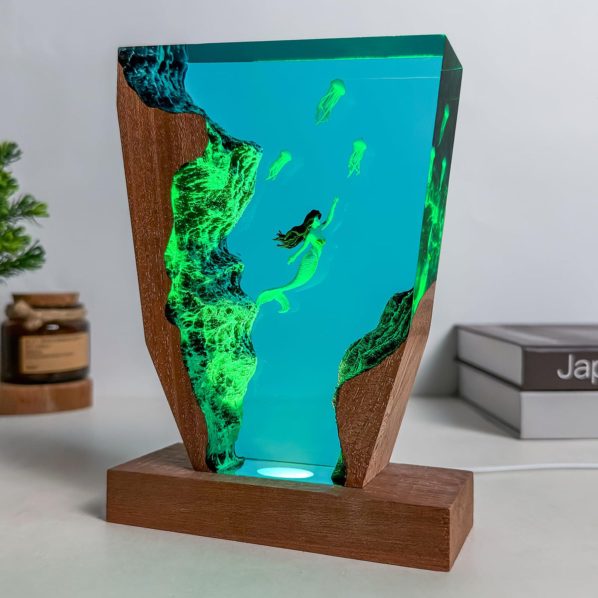 Mermaid Ocean Resin Lamp (Mermaid / S)