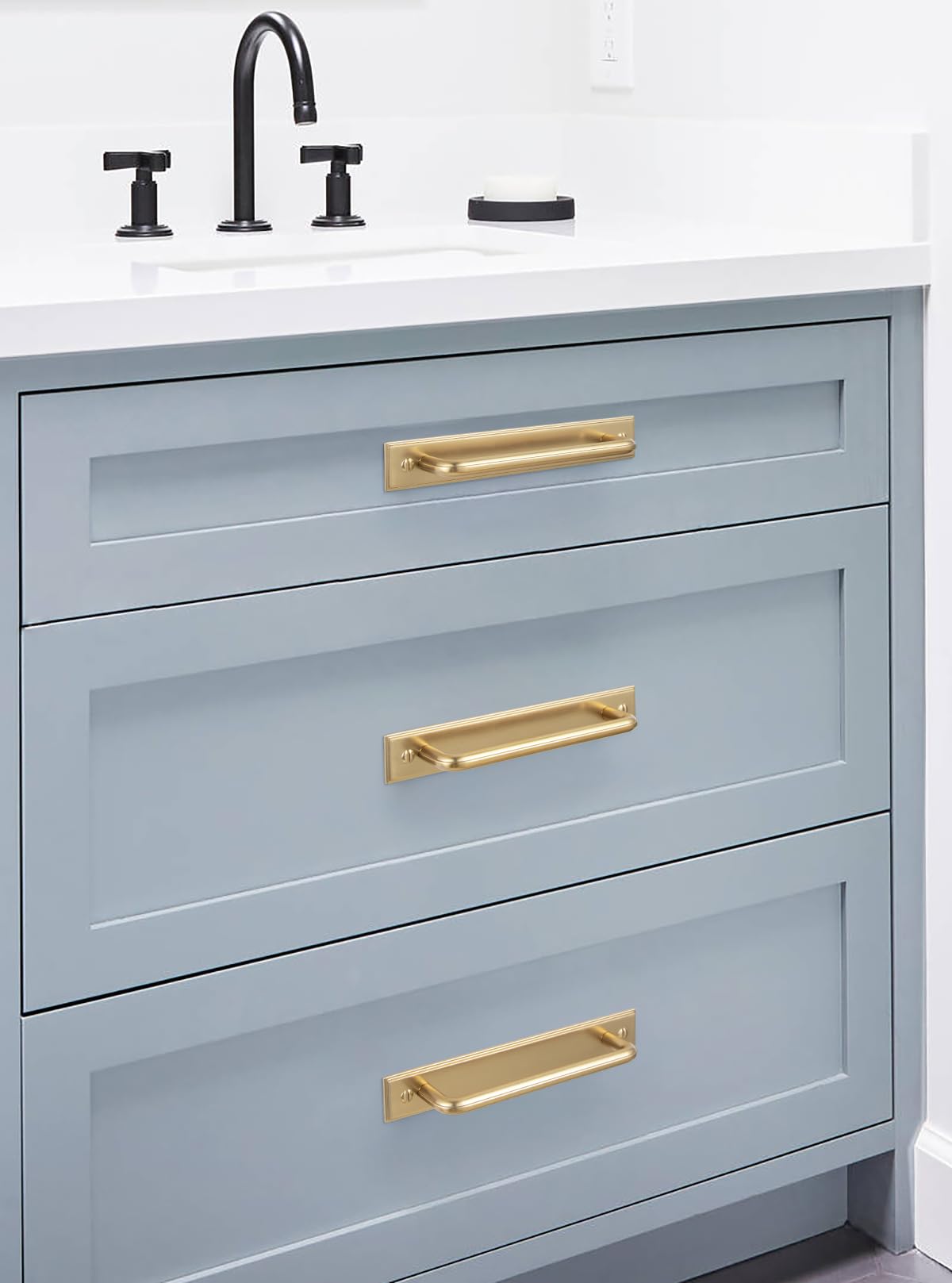 2 Pack Champagne Bronze 5" HoleCenter Cabinet Pull with Backplate (5 '' Hole Centers / Plaquette / Champagne Bronze)
