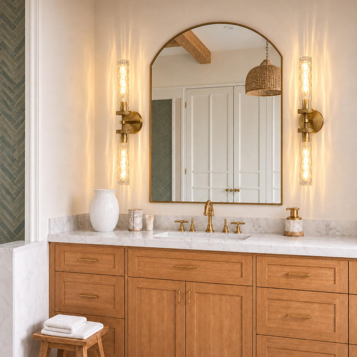 24in Bathroom Sconces with Water Ripple Glass (Brass / 24in-2PK)
